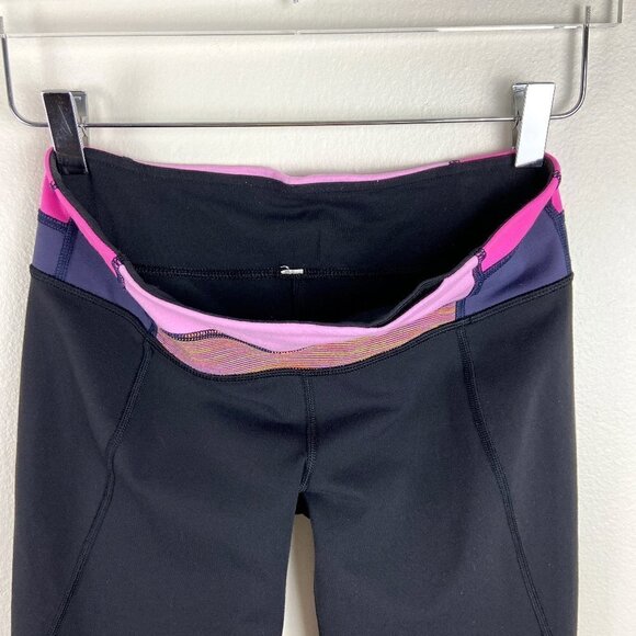 LULULEMON | Groove Crop Black Raspberry Pink 6  Reversible - Picture 5 of 8
